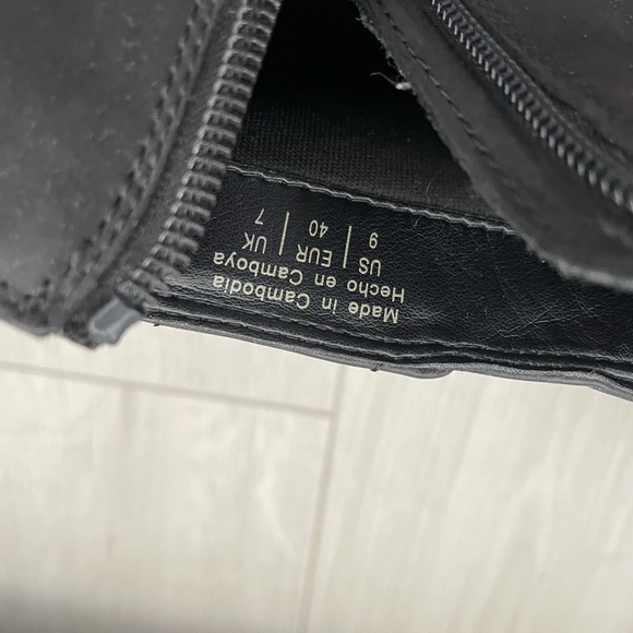 ALDO Gold Hardware Ankle Booties - Picture 4 of 4